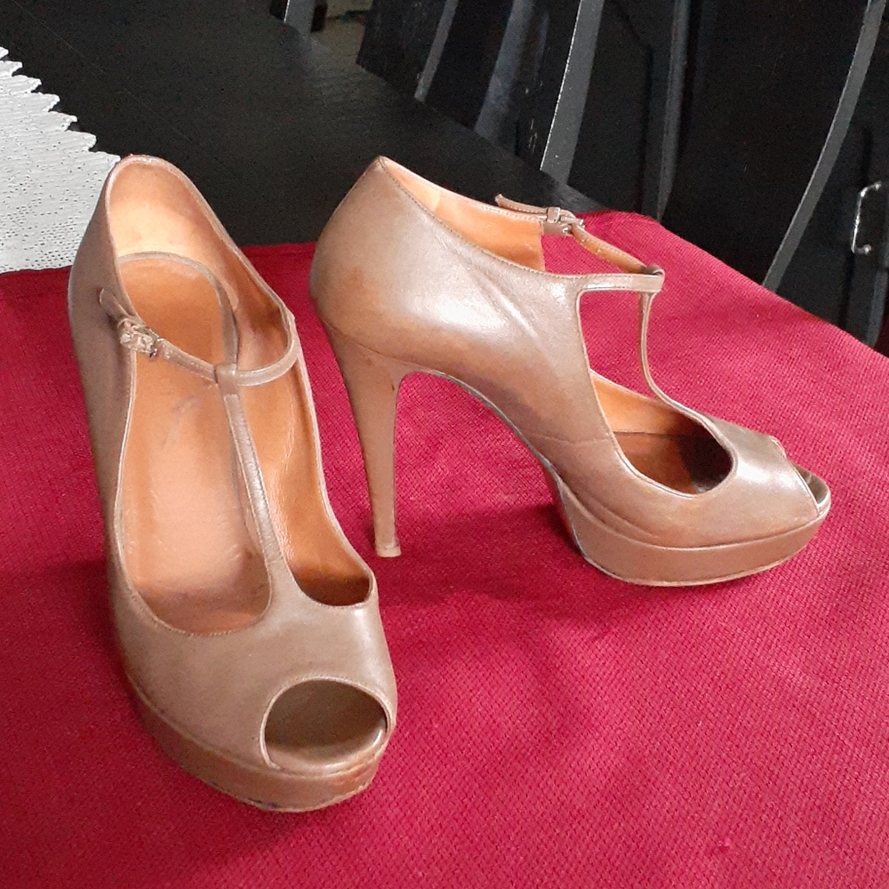 GUCCI HEELS
